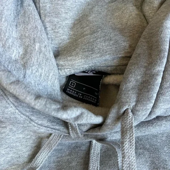 nike embroidered hoodie - Picture 3 of 4